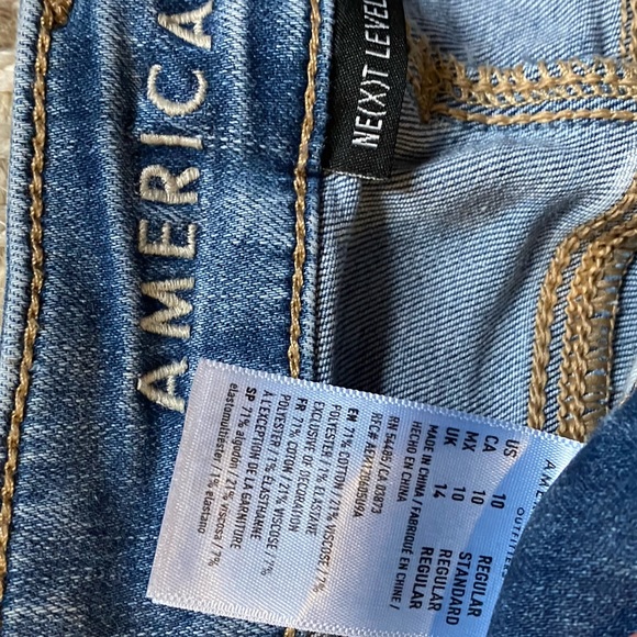American Eagle Jeans - Picture 2 of 2